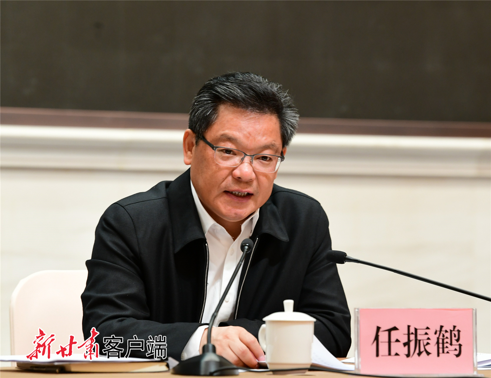 客户端敦煌讯(新甘肃·甘肃日报记者 金鑫)省委副书记,省长任振鹤5