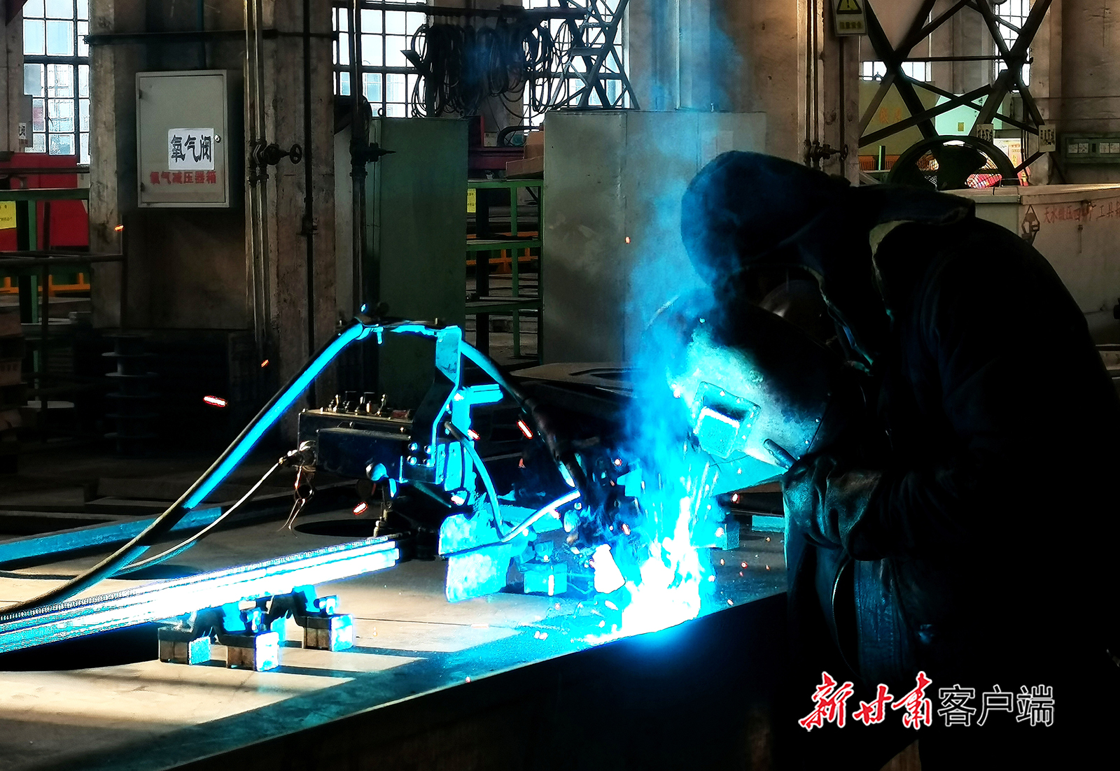 新甘肃:天水锻压集团奋力冲刺总目标 - 媒体报道 - 天水锻压机床(集团)有限公司