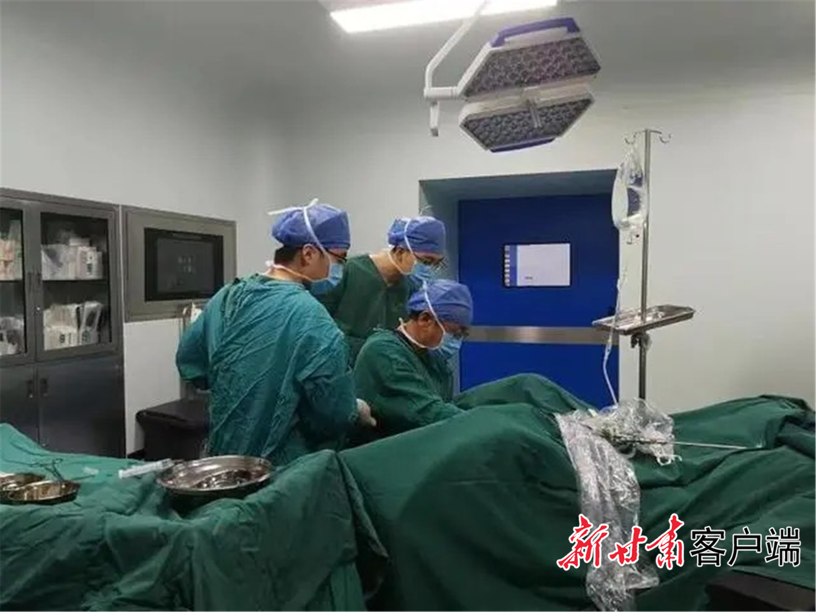 FZ007226935218_A4152763.jpg