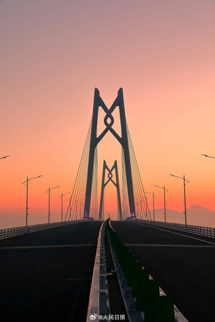 1702027183744685.jpg?x-oss-process=style/w10 3.jpg?x-oss-process=style/w10