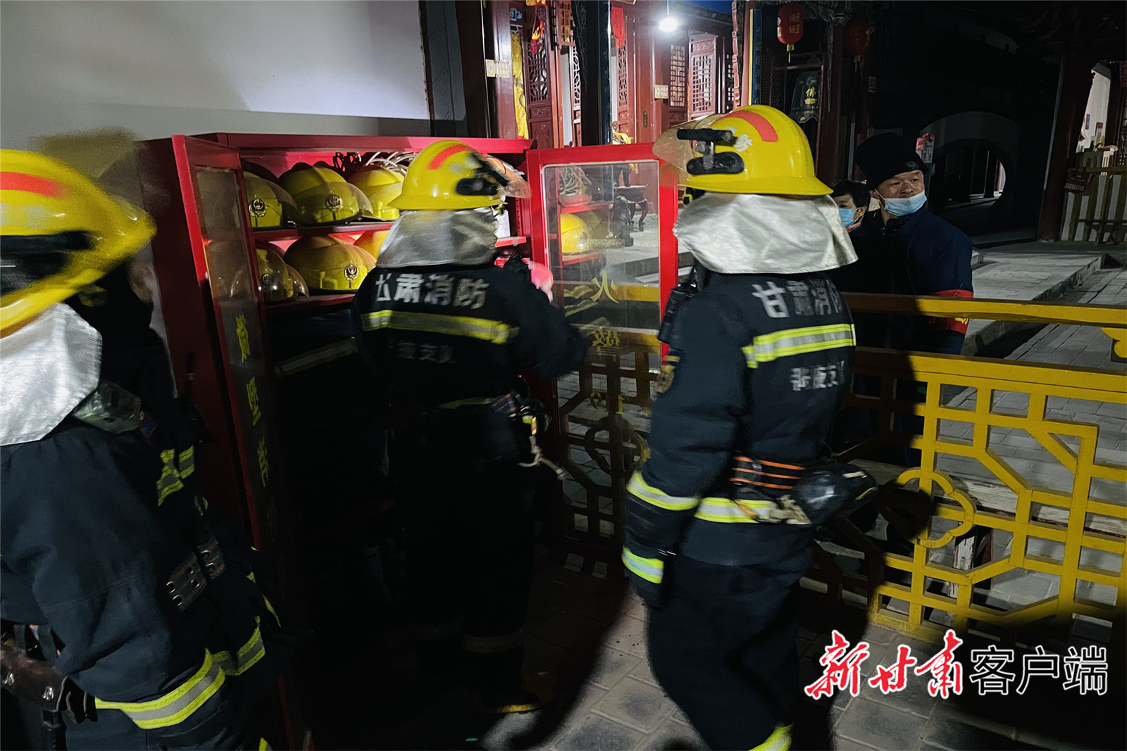 张掖消防深入辖区宗教活动场所开展针对性“六熟悉”演练1