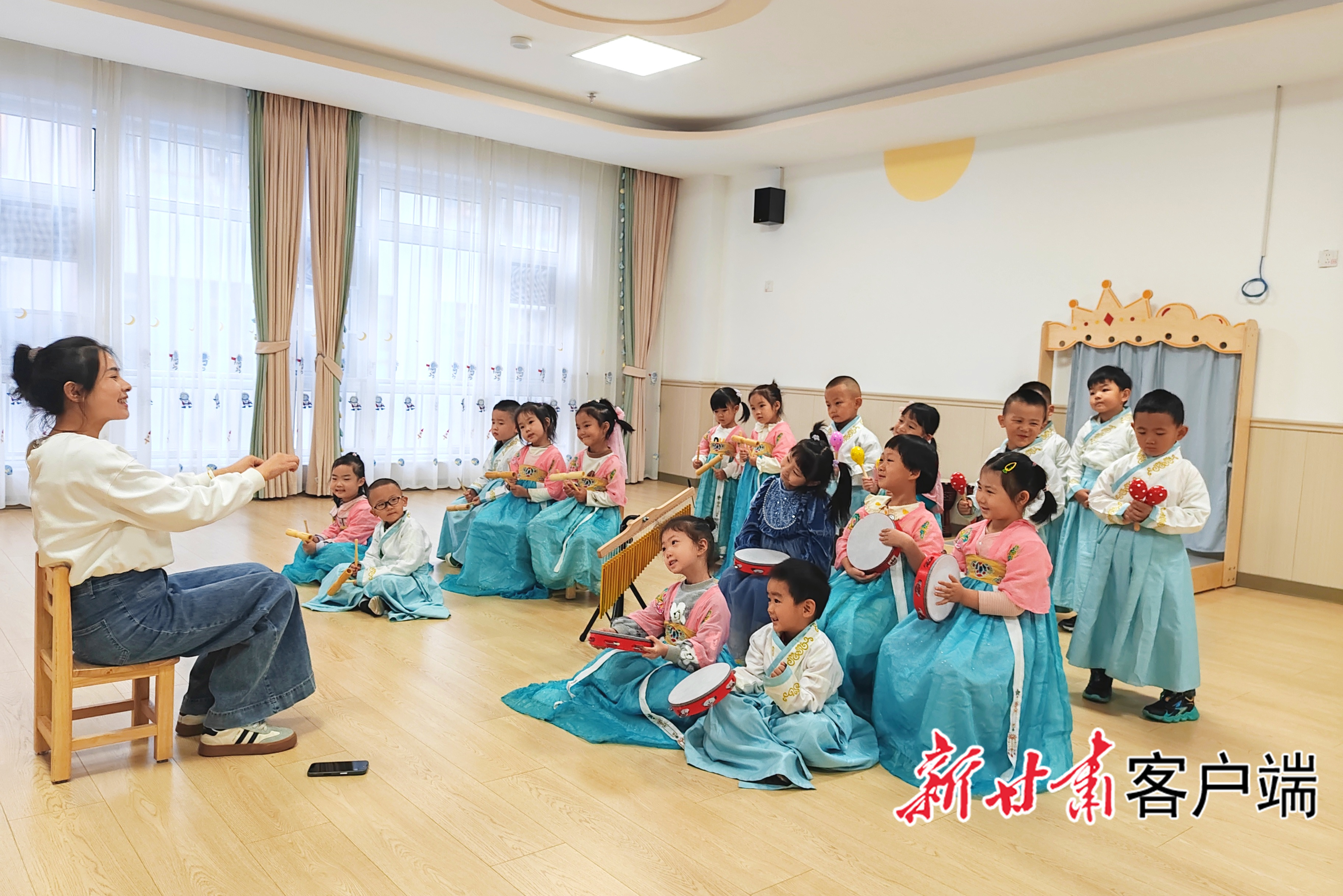 FZ100436064681_A4784538