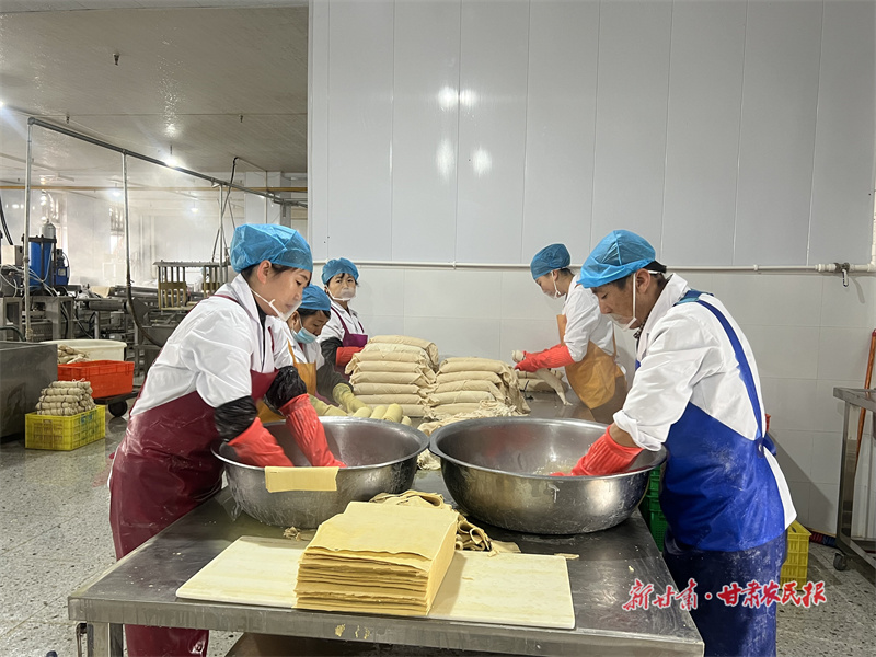 图为豆制品加工