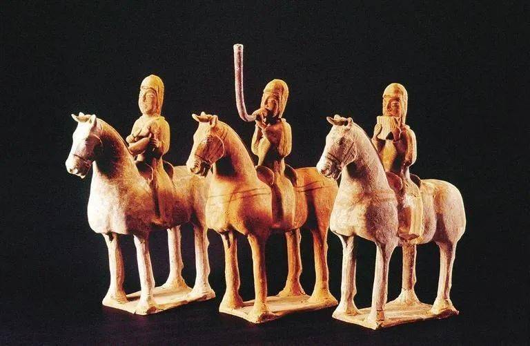 鼓吹樂俑 十六國