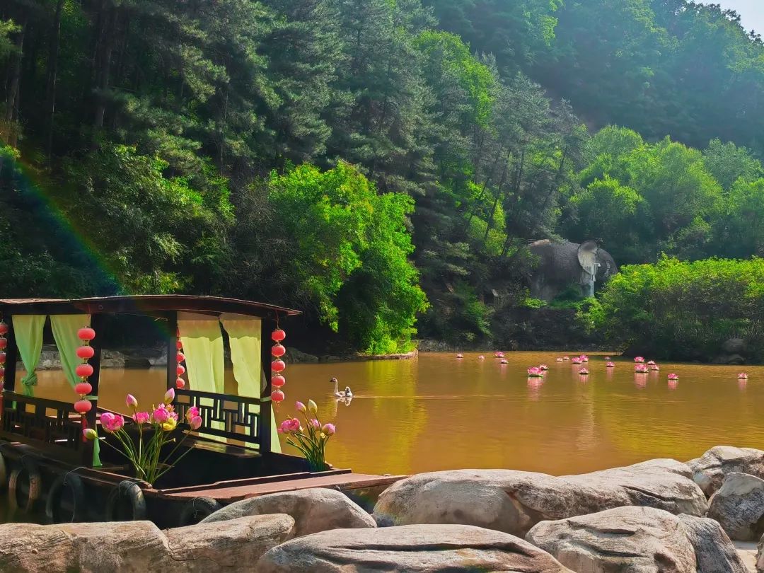 芙蓉谭.jpg 芙蓉谭.jpg