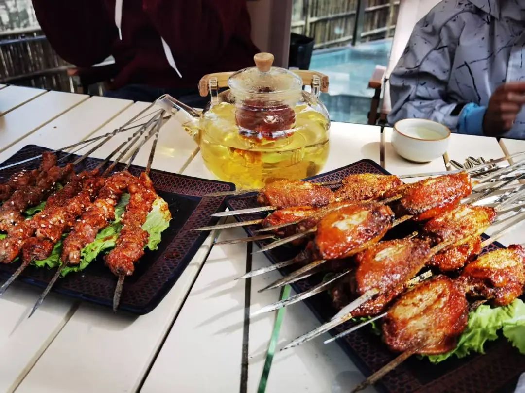 烧烤.jpg 烧烤.jpg