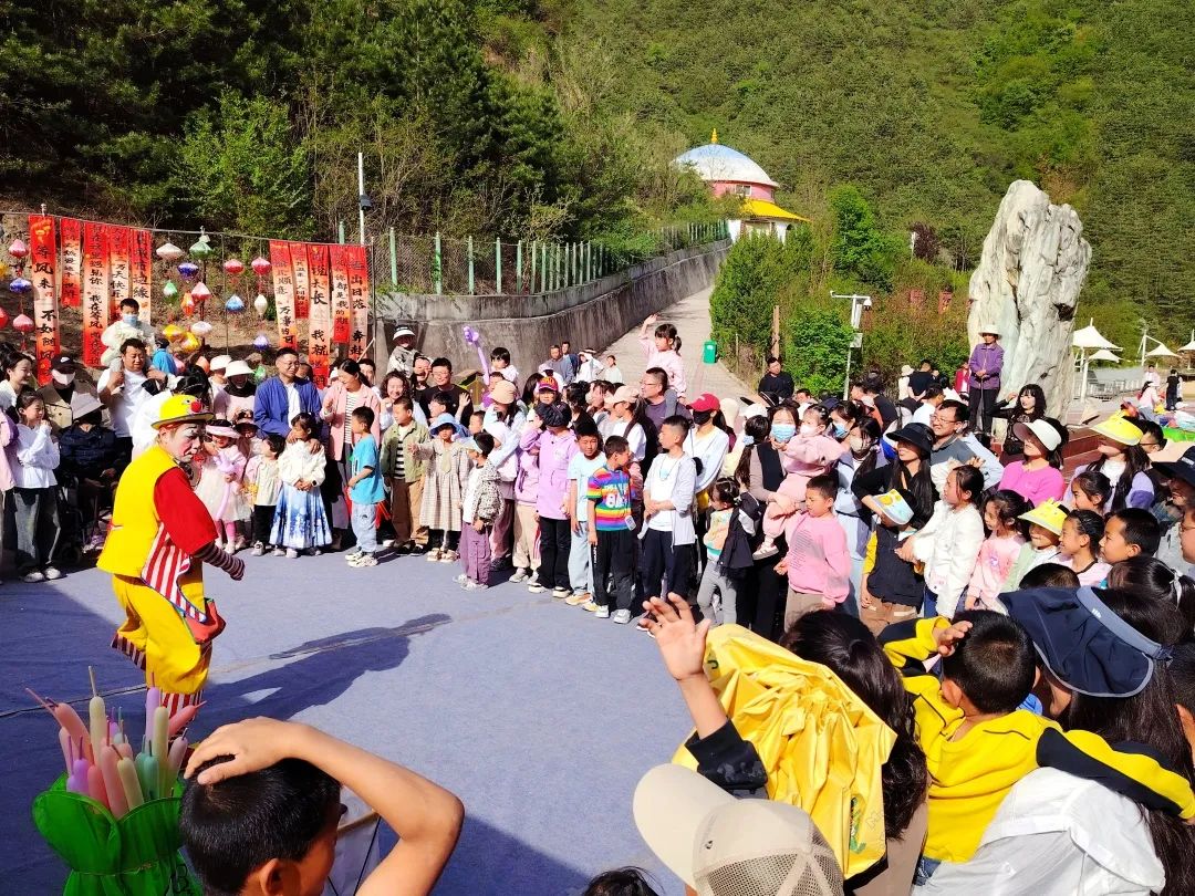 游客3.jpg 游客3.jpg