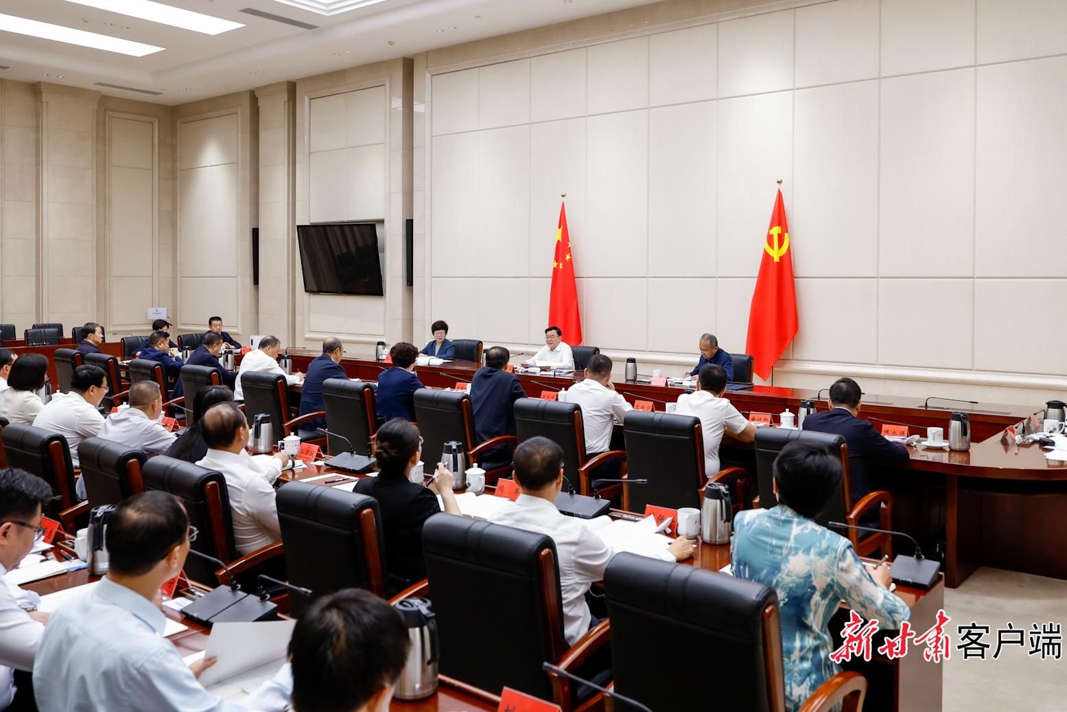 胡昌升主持召开就业工作专题调研座谈会