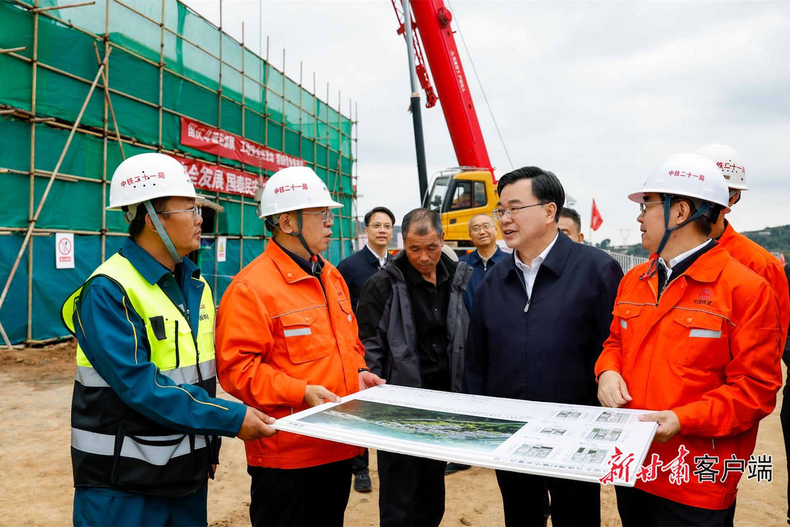 胡昌升在榆中县调研灾后恢复重建工作
