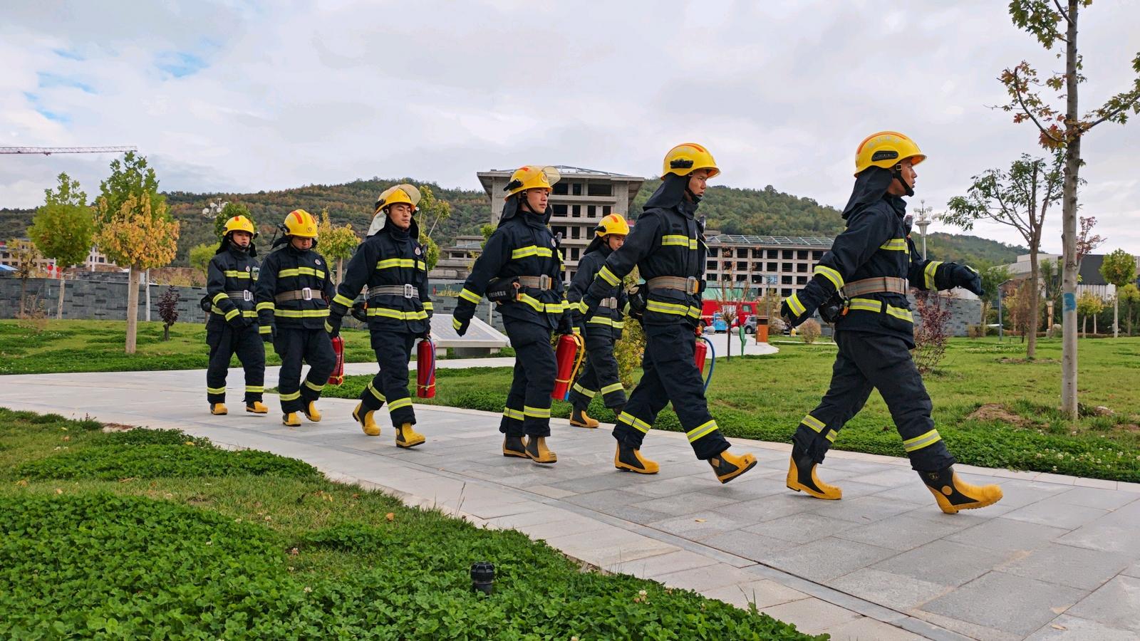 1759565436999009607.jpg 1759562485546057546.jpg