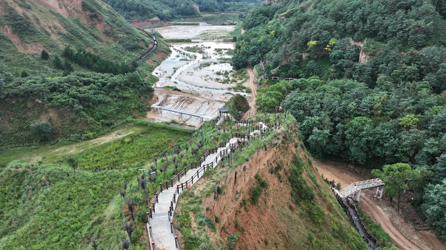 1760349987206096759.png 1760176113815024655_副本.png