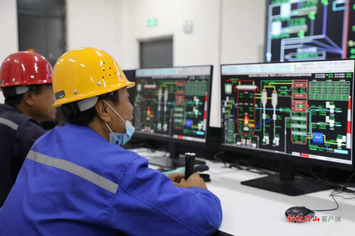 1761122239683004943.jpg 1761098960804026503.jpg