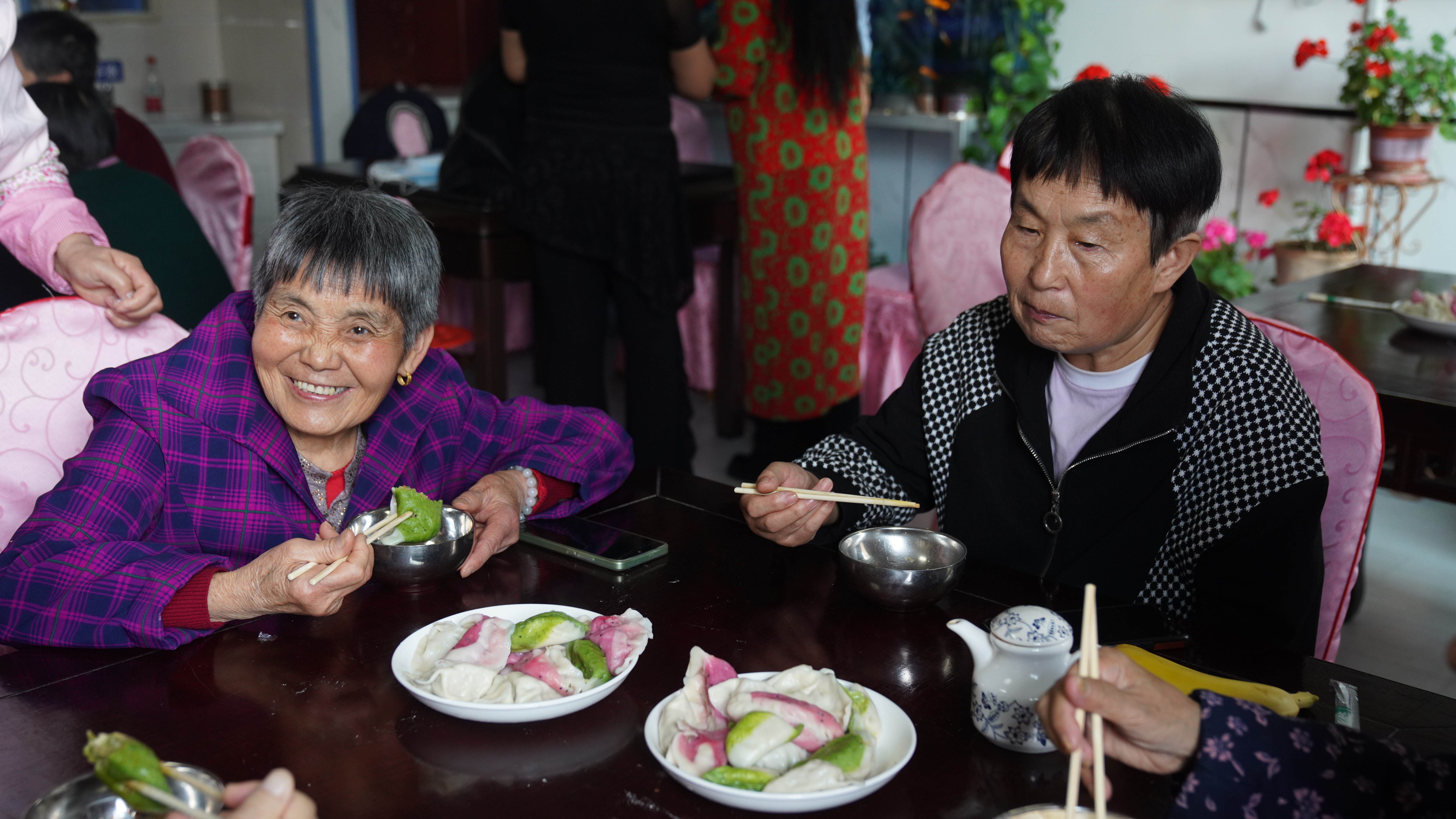 1761649387193012588.jpg RMT00655.jpg