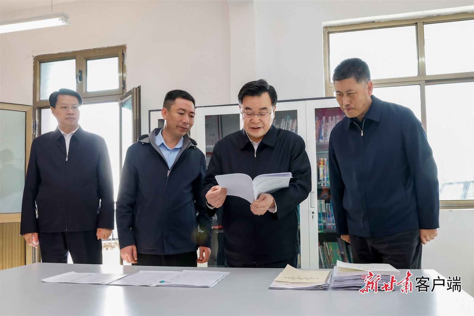 胡昌升在东乡县宣讲党的二十届四中全会精神