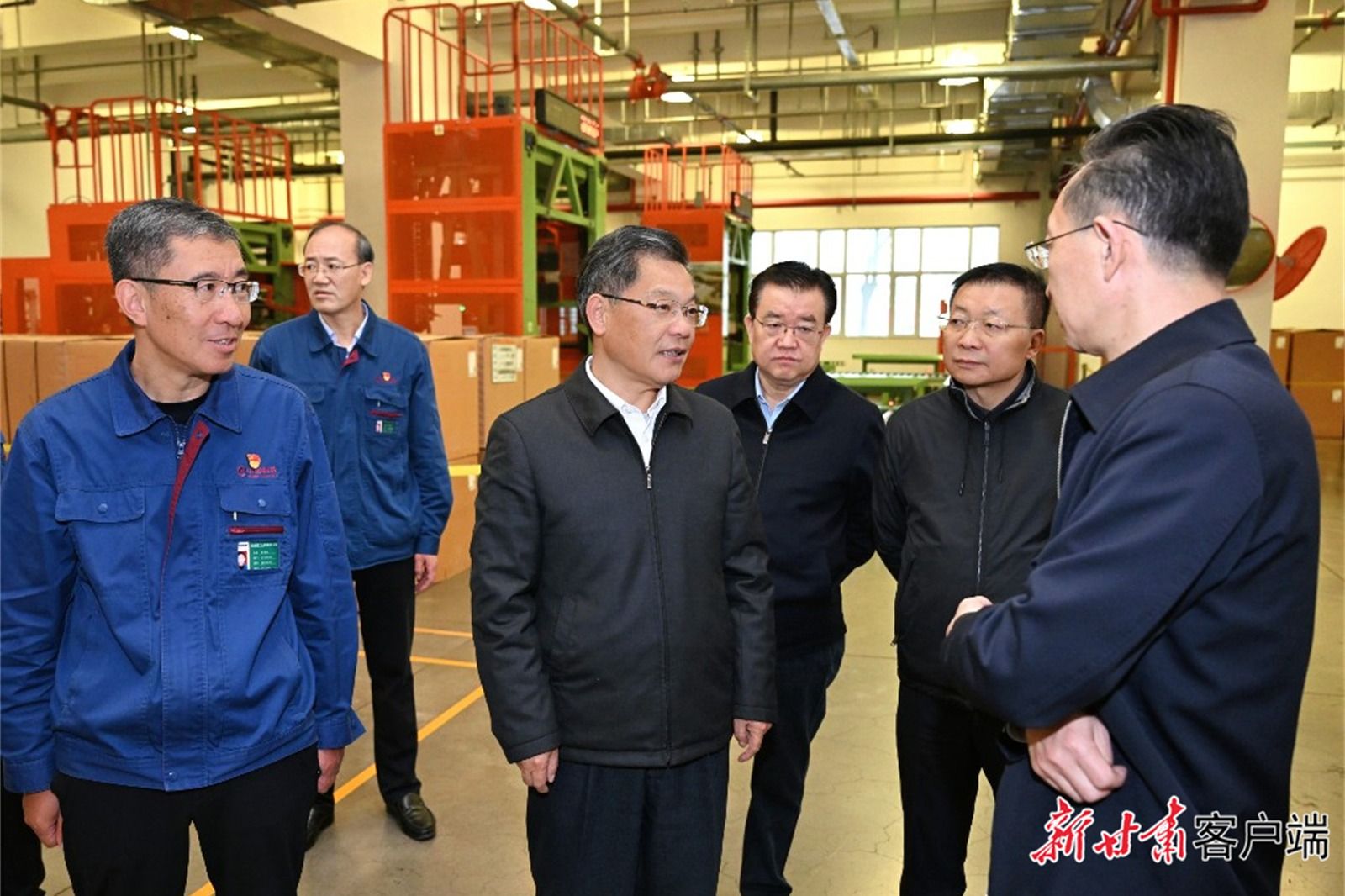 任振鹤在甘肃烟草工业有限责任公司调研