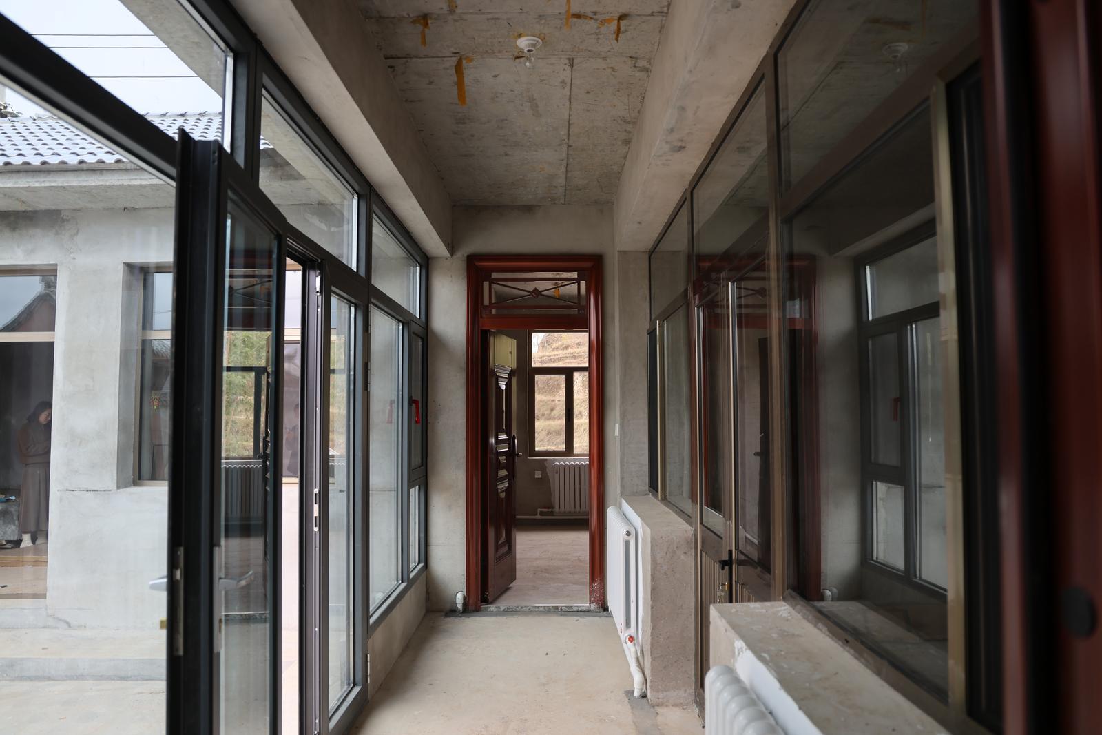 1763372069249001959.jpg 1763258922884085901.jpg