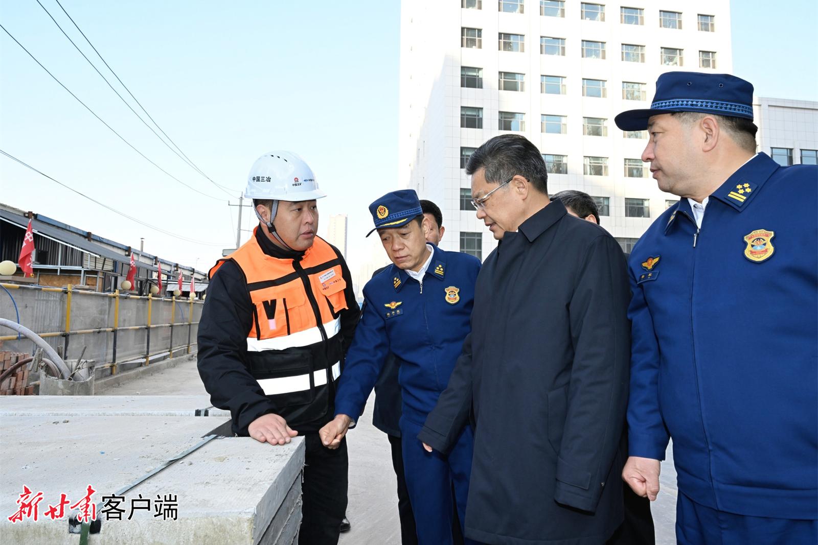 任振鹤在兰州市调研高层建筑消防安全工作