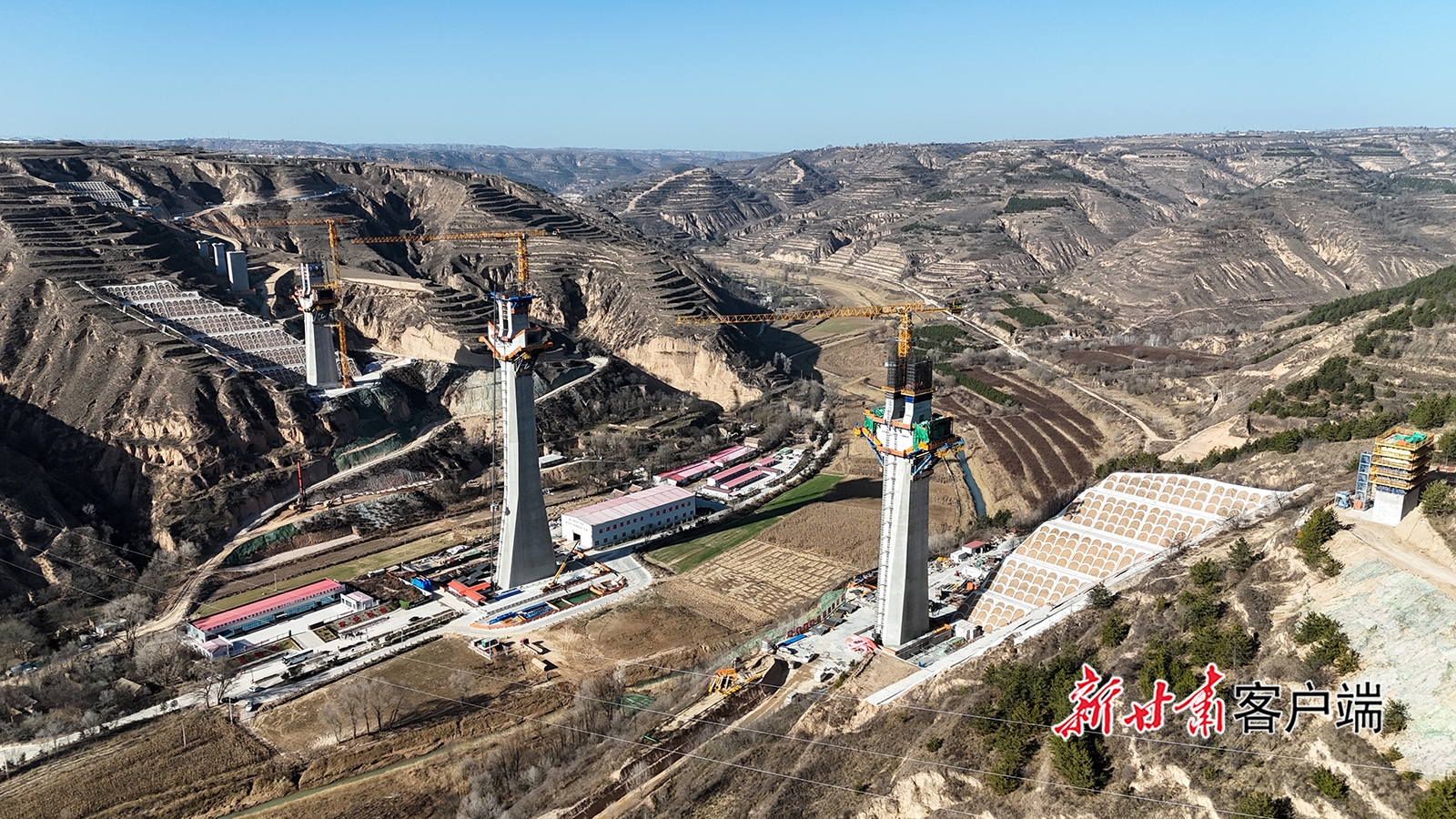 FZ100445875817_A5503646