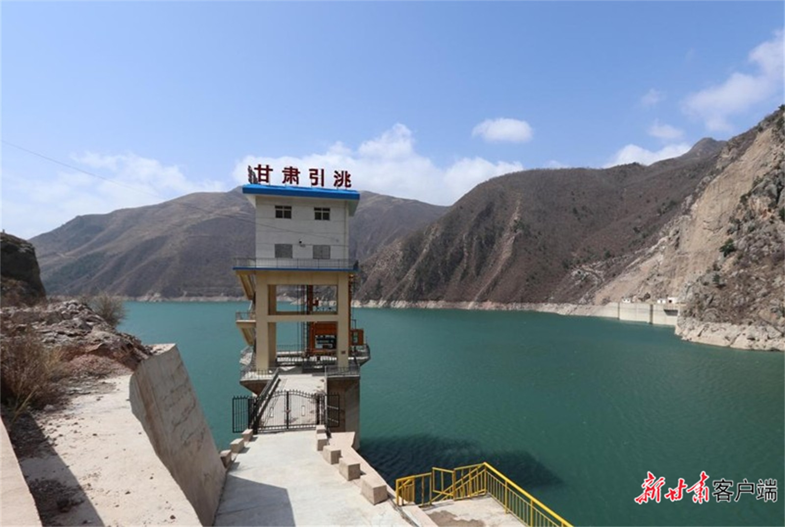 FZ100445875817_A5503644