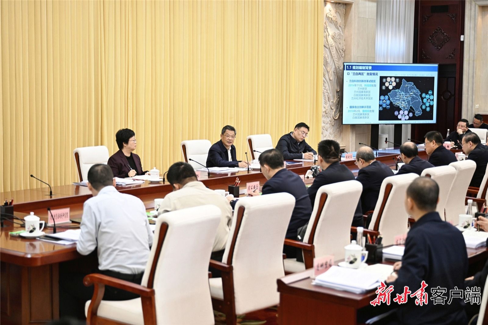 任振鹤主持召开省国土空间规划委员会全体会议