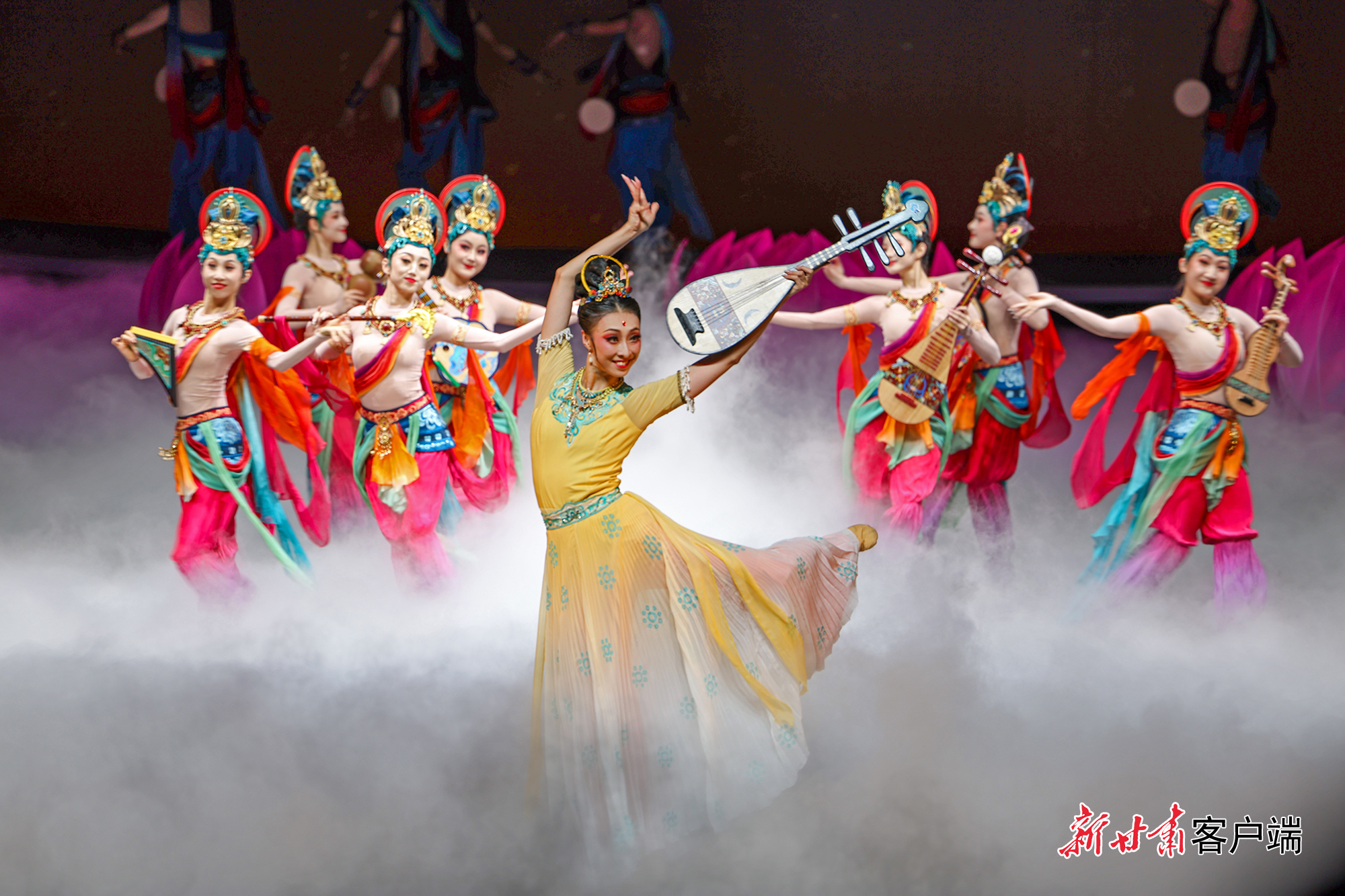 新版《丝路花雨》-冯乐凯(46530655)-20260122224246 拷贝