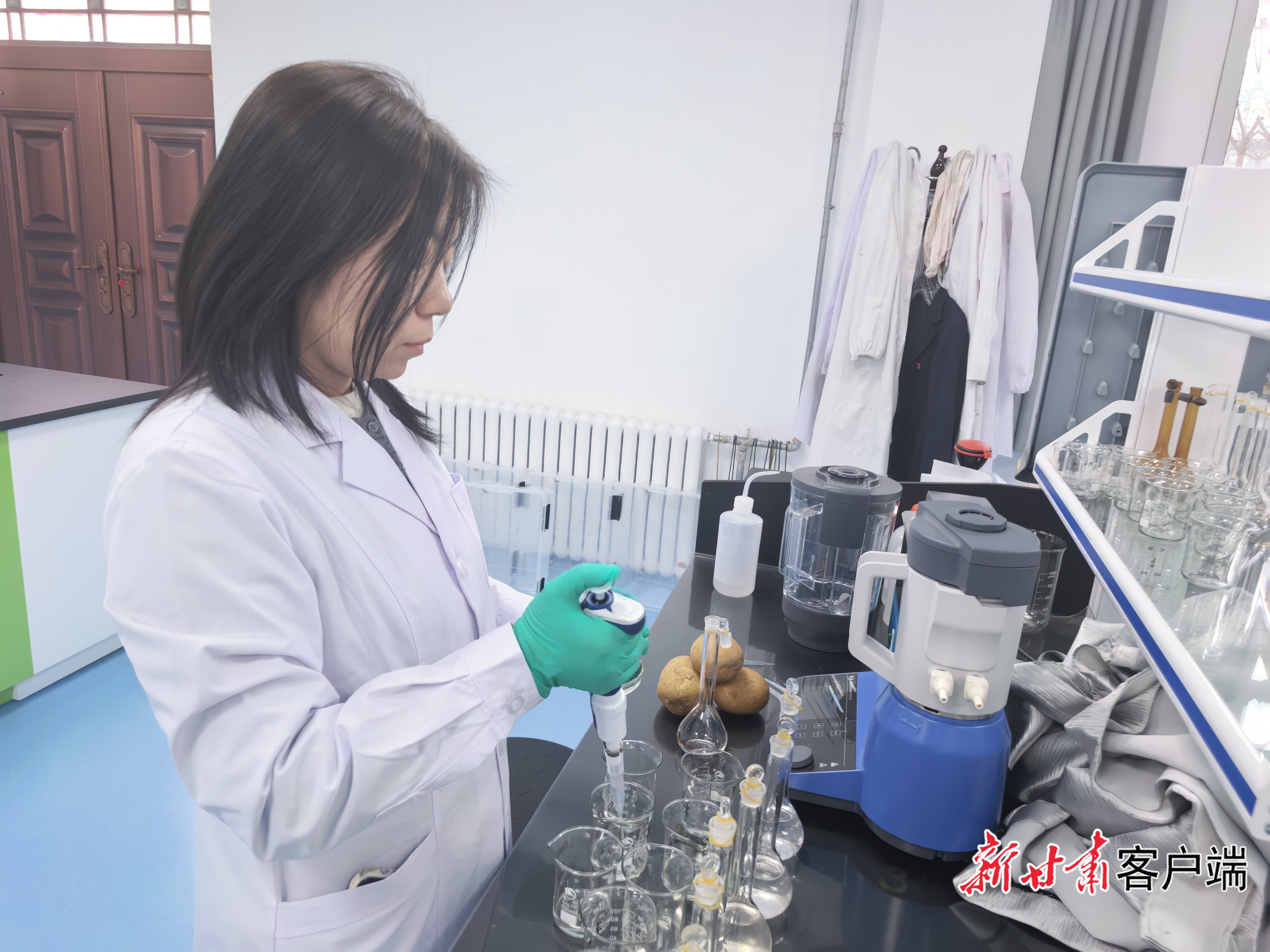 FZ007246672812_A5555626