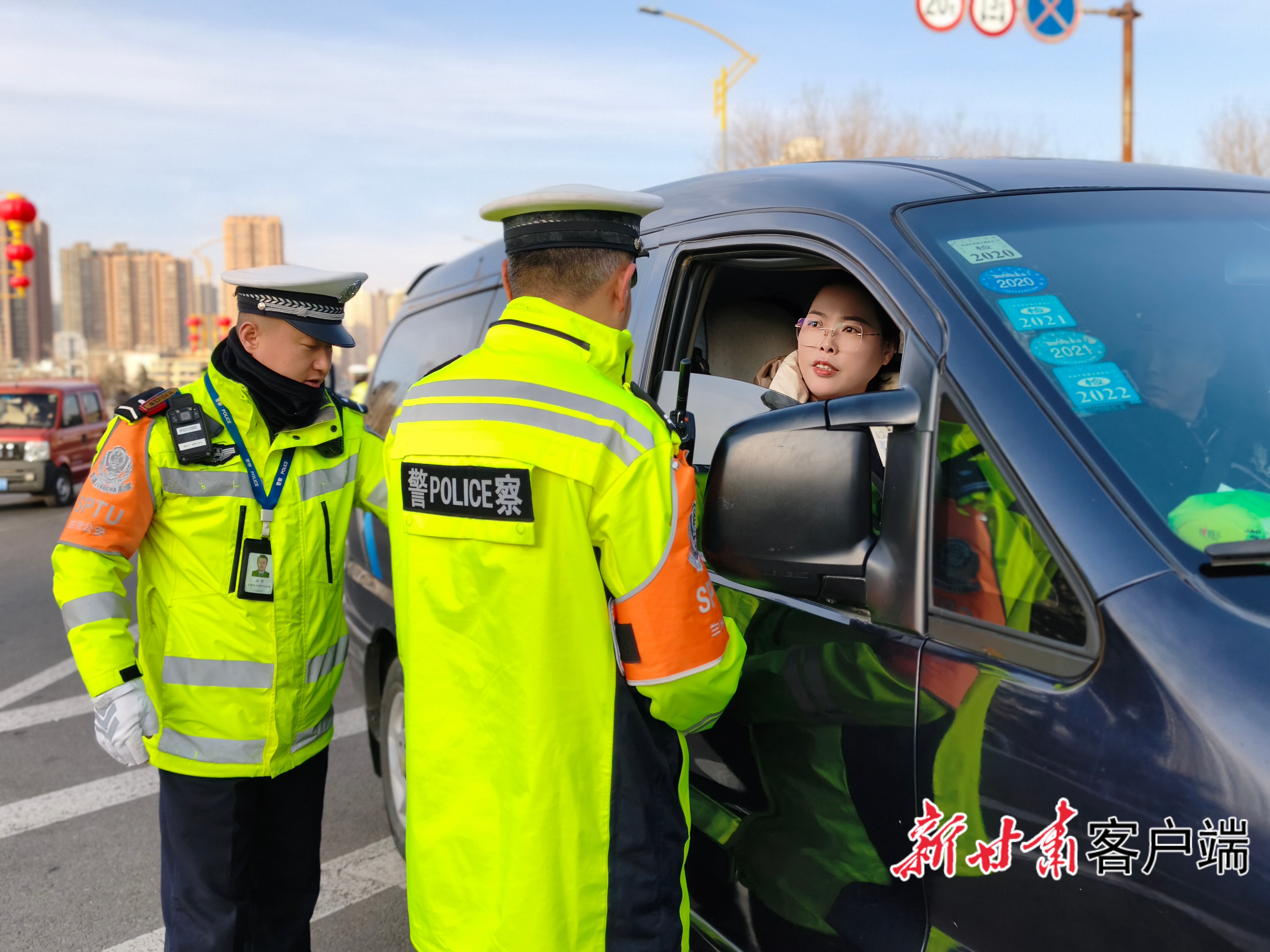 FZ100446672941_A5555652