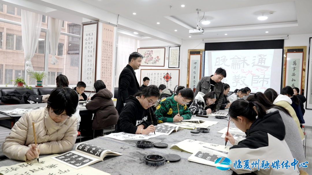 1770105615092097991.png 1770024657864032209.png