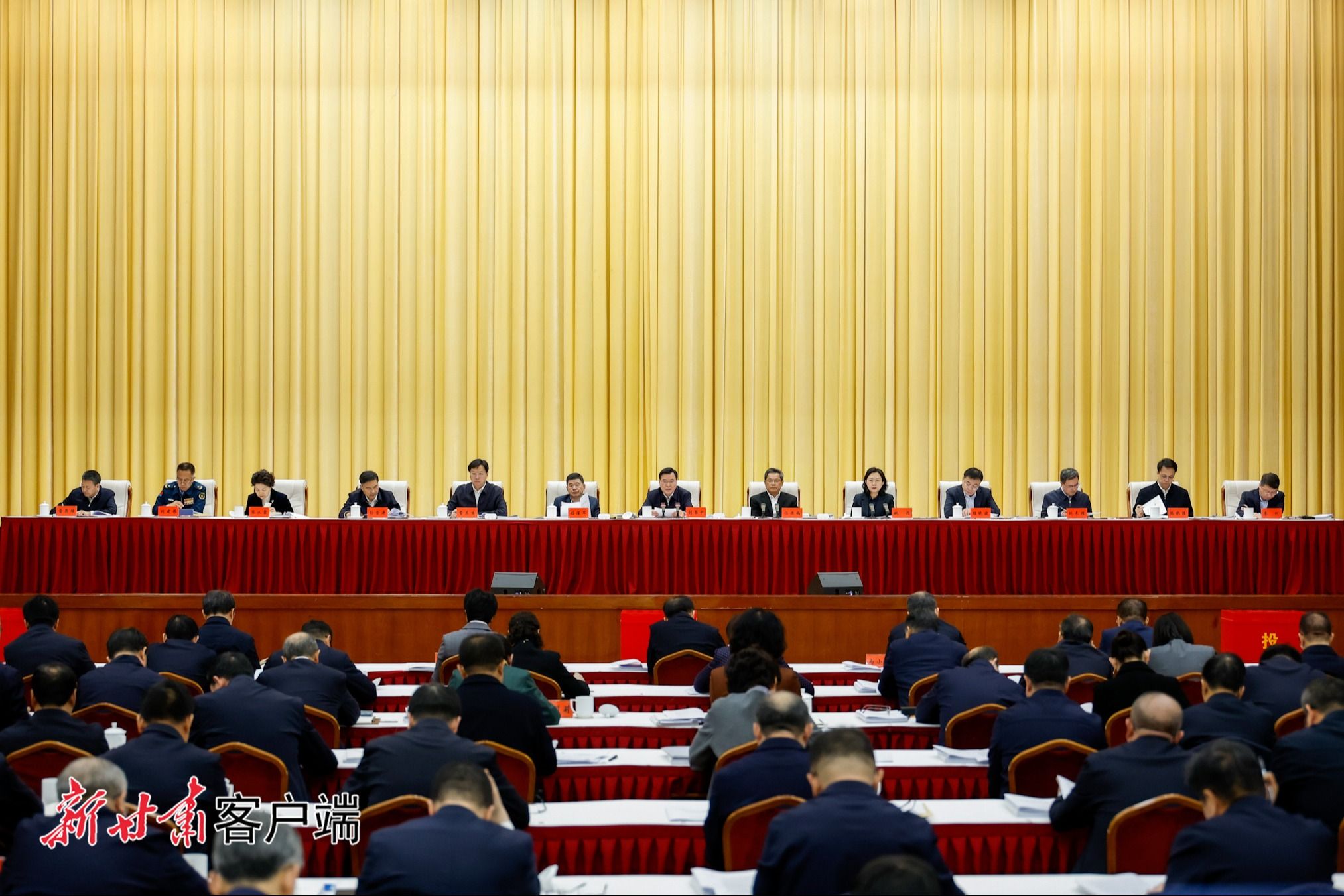 胡昌升：树立抓基层打基础固基本鲜明导向 壮大各类人才队伍支撑高质量发展