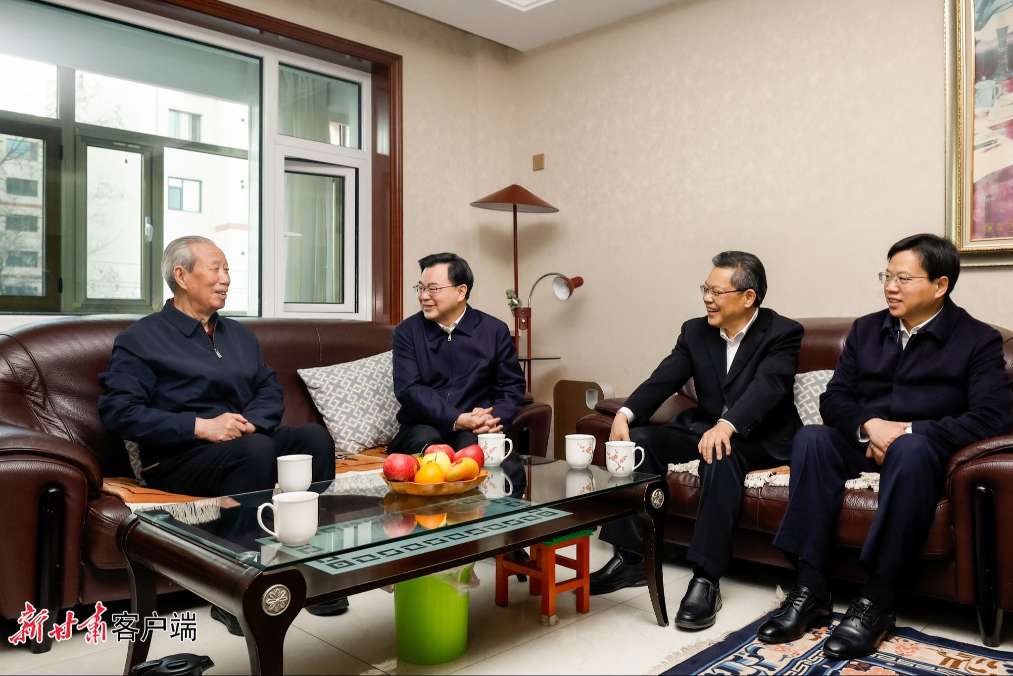 胡昌升任振鹤看望慰问正省级老同志