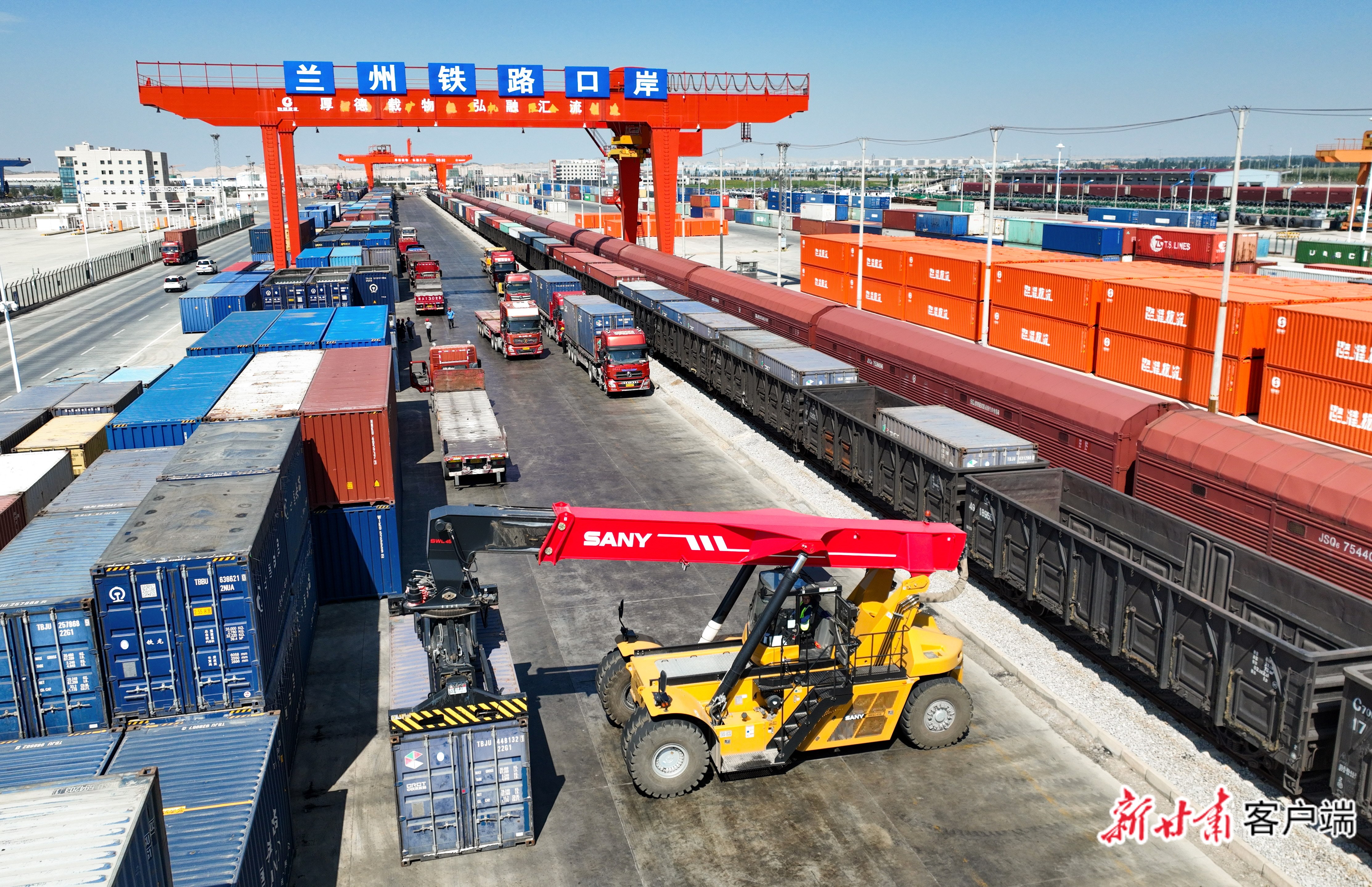 兰州新区铁路口岸班列常态化运营(47162958)-20260305061228