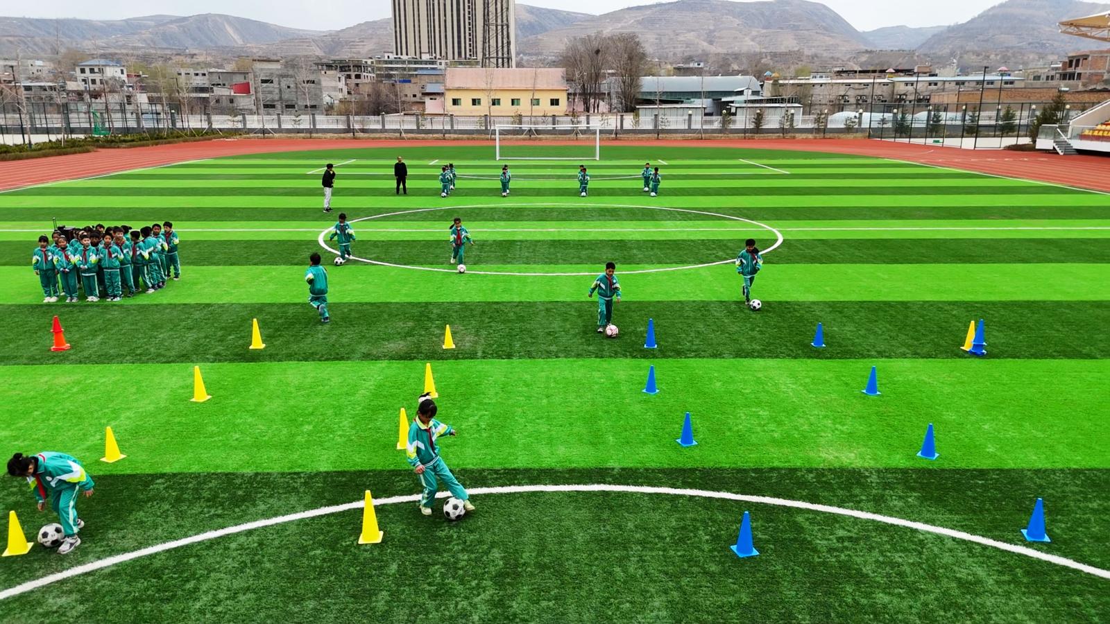 1774860104670088249.jpg 1774493704094056168.jpg