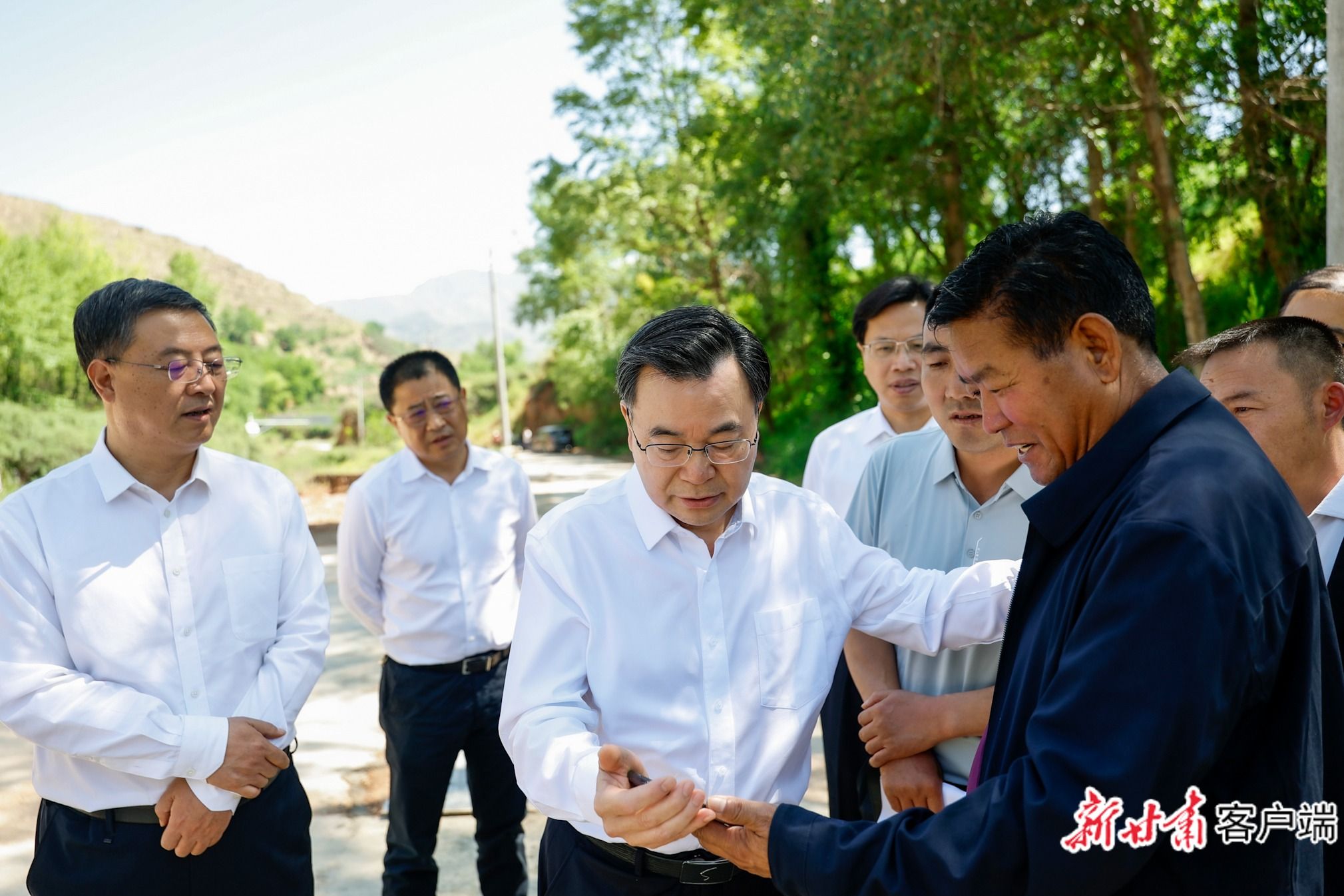 胡昌升在定西甘南临夏调研