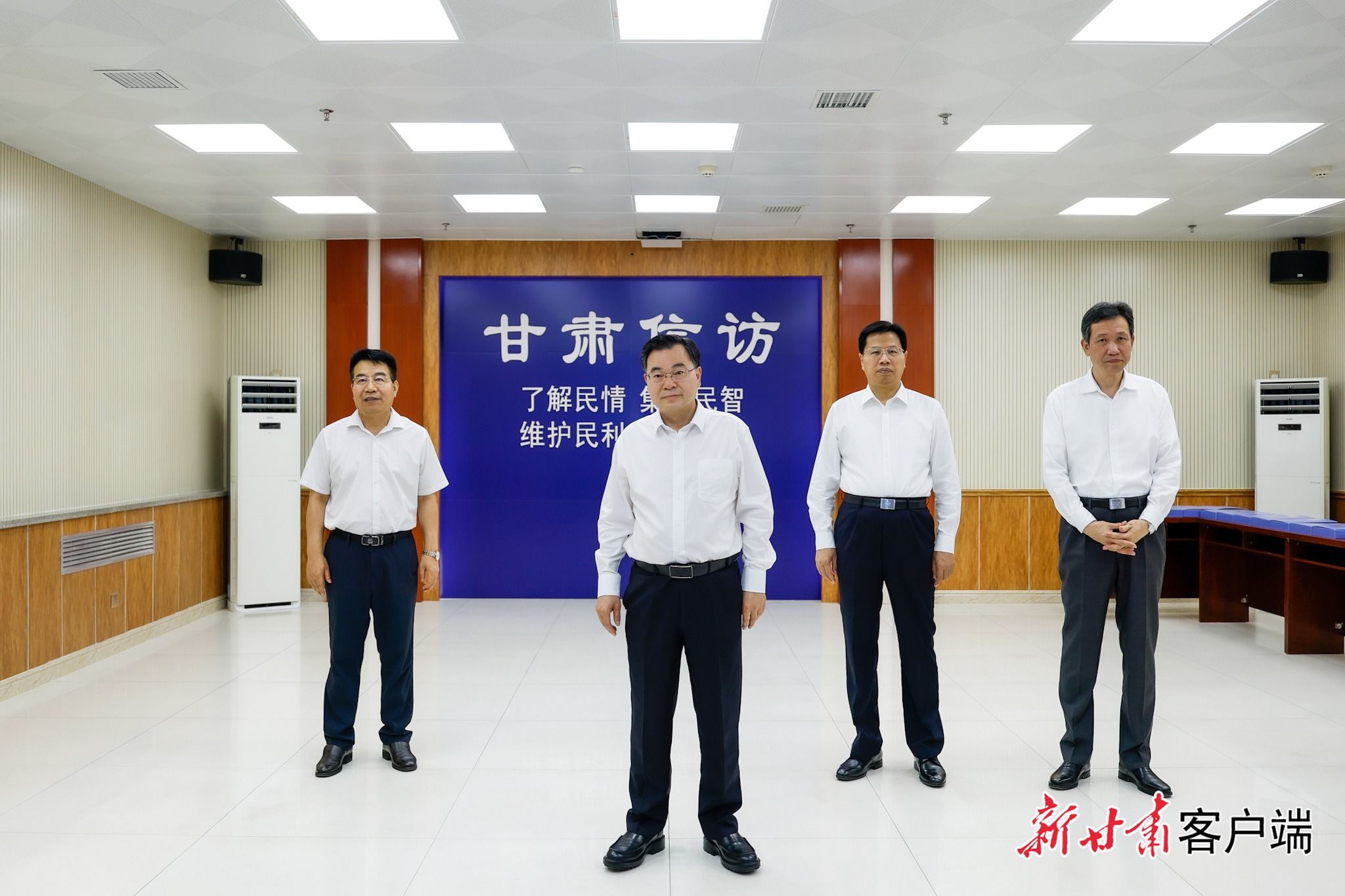 胡昌升在民生保障类部门调研督导群众身边不正之风和腐败问题集中整治工作