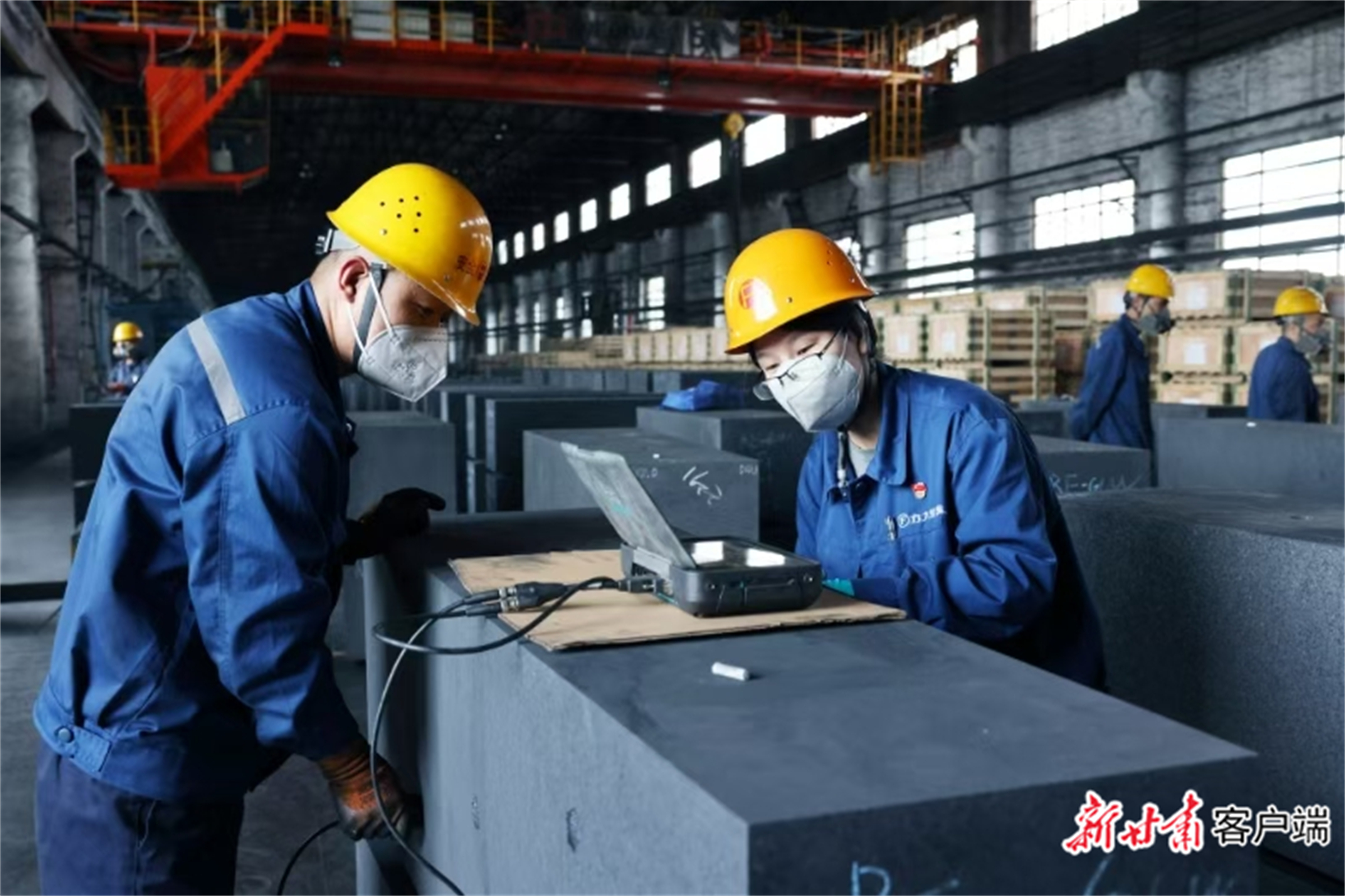 方大炭素上半年净利同比增213.47%，高附加值产品驱动盈利跃升
