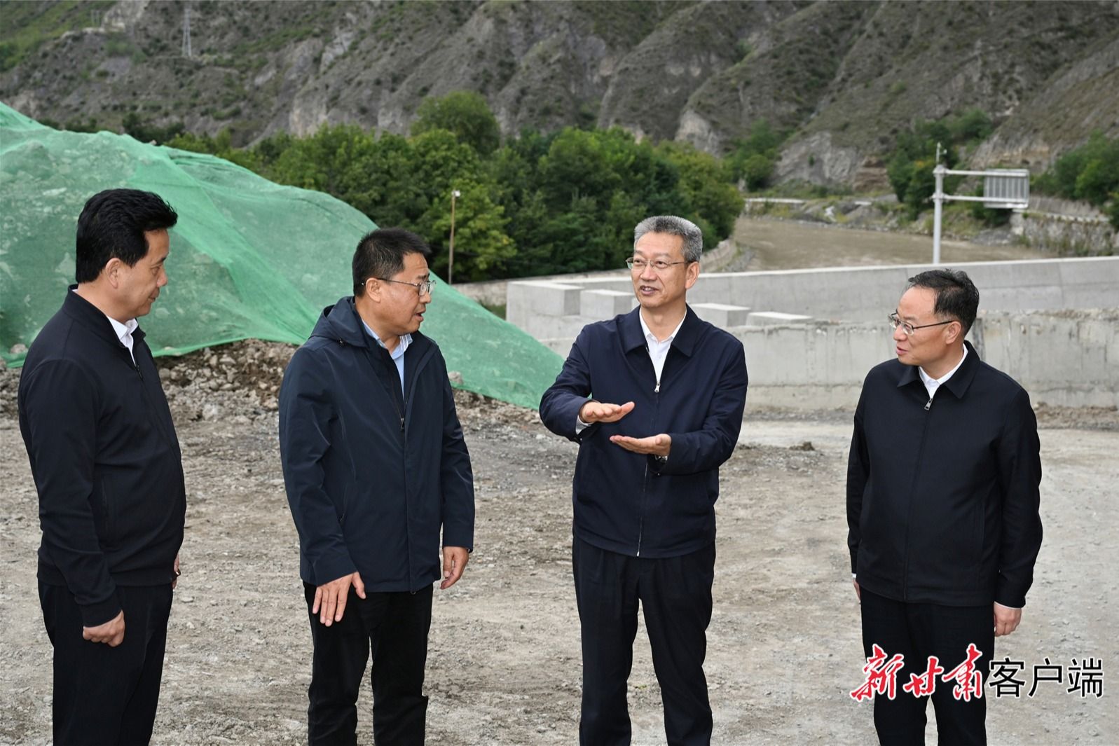 孔绍逊在甘南州调研