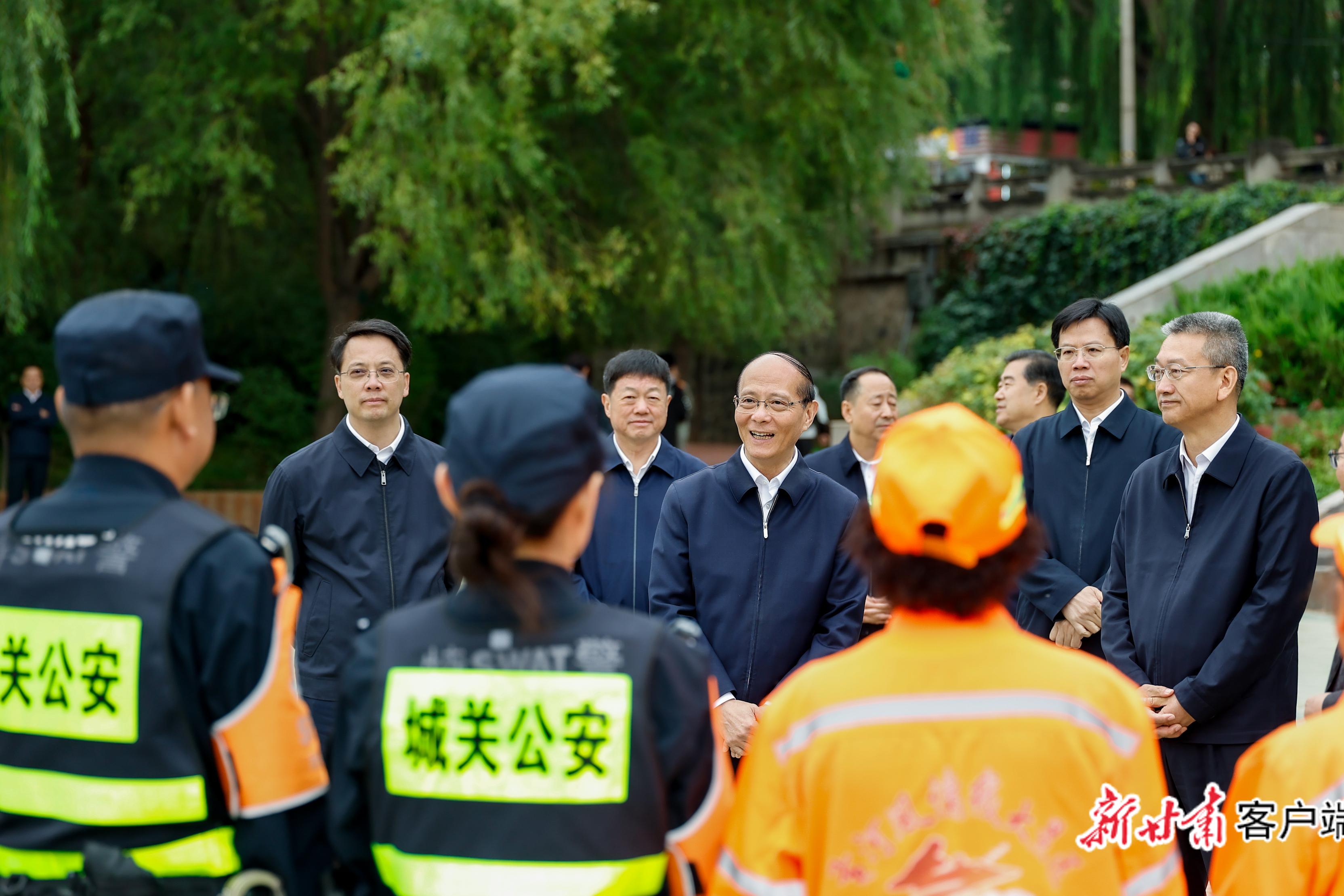 吴晓军孔绍逊在兰州市开展安全检查工作
